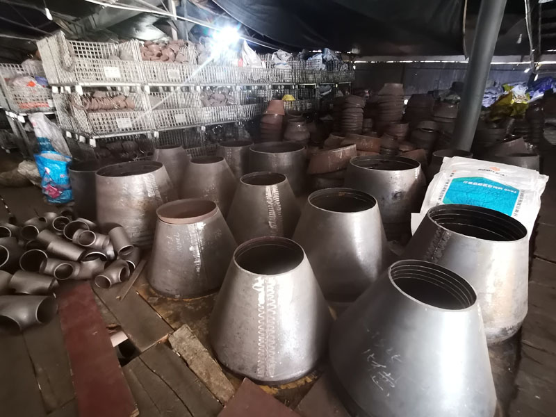 倉(cāng)庫(kù)一角