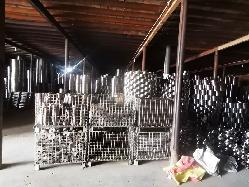 倉(cāng)庫(kù)一角