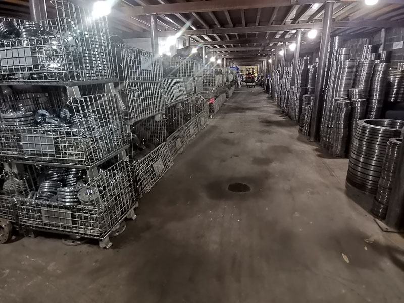 倉(cāng)庫(kù)一角