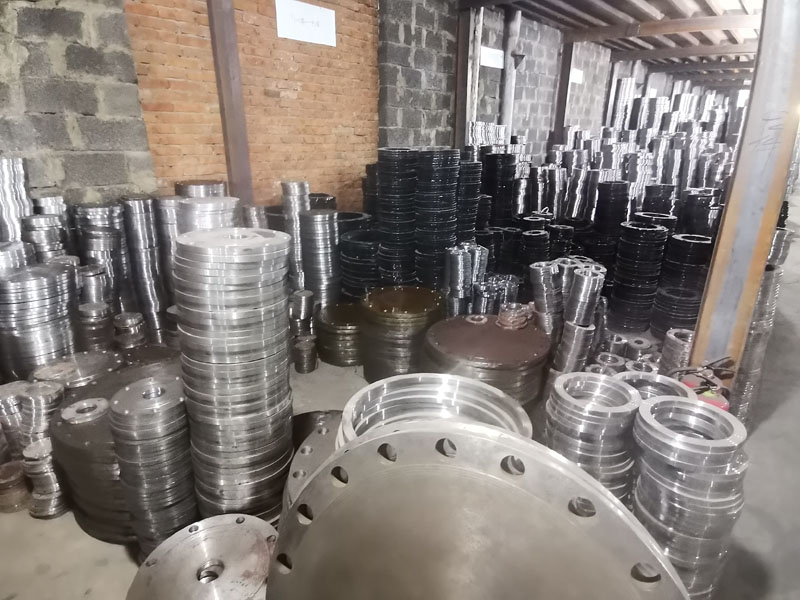 倉(cāng)庫(kù)一角