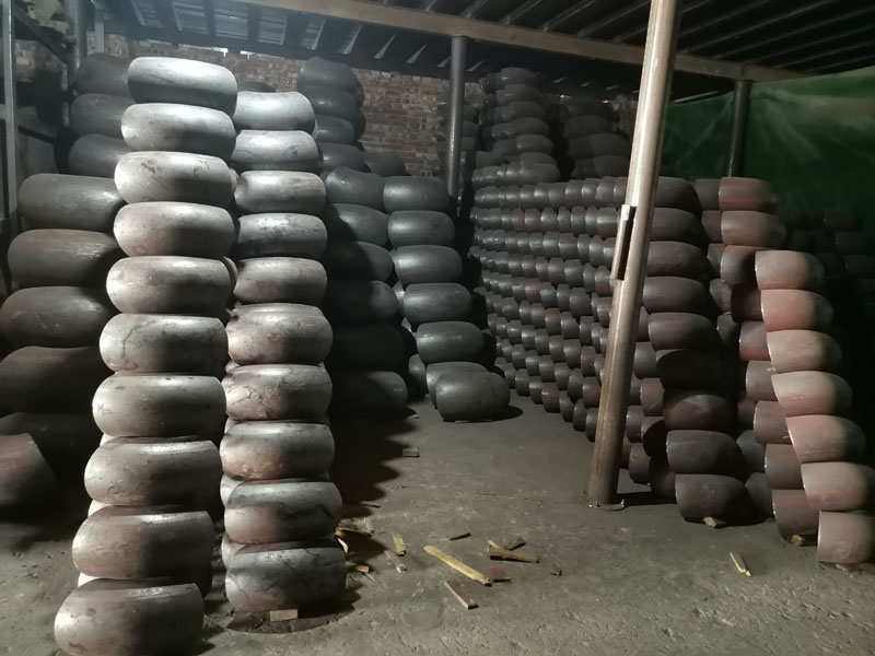 倉(cāng)庫(kù)一角